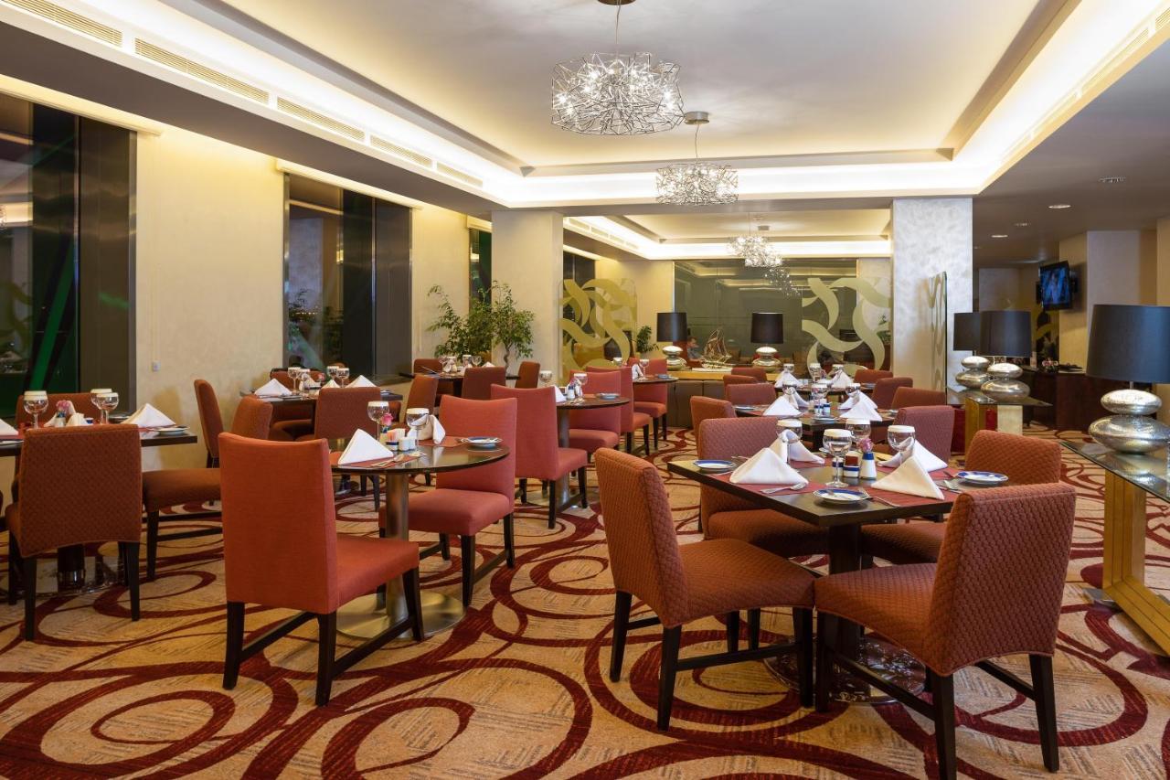 Crowne Plaza Riyadh - Rdc Hotel & Convention By Ihg Camera foto The restaurant