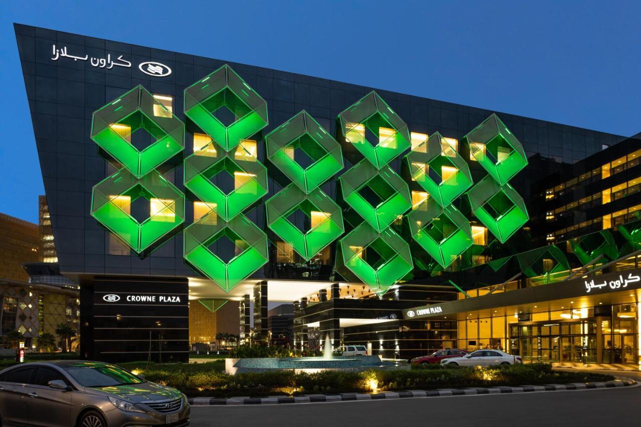 Crowne Plaza Riyadh - Rdc Hotel & Convention By Ihg Esterno foto The Green Plaza