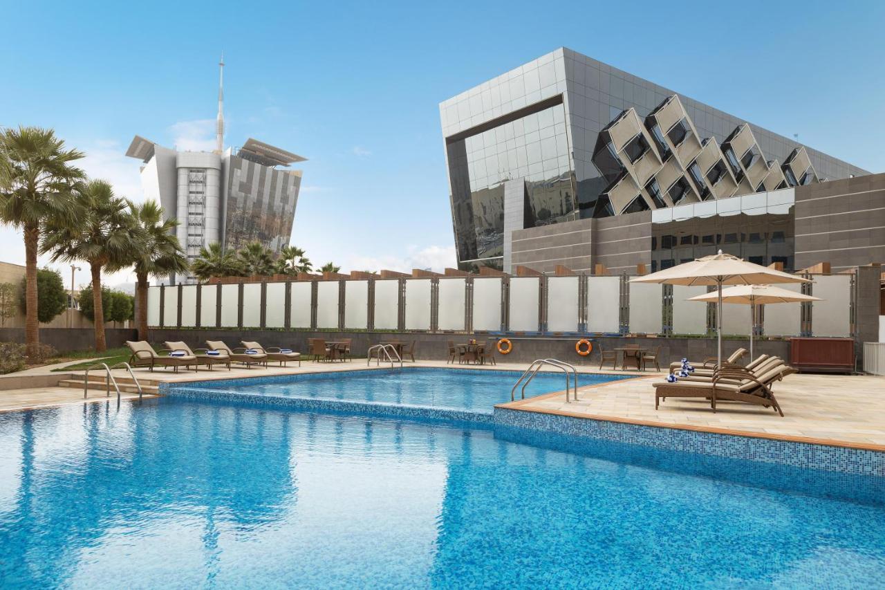 Crowne Plaza Riyadh - Rdc Hotel & Convention By Ihg Esterno foto The Address Downtown Dubai