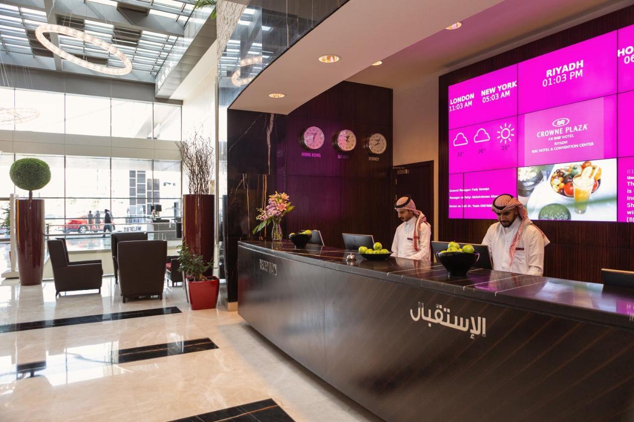 Crowne Plaza Riyadh - Rdc Hotel & Convention By Ihg Esterno foto Reception